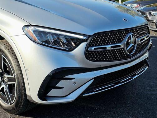 2026 Mercedes-Benz GLC 350e Base