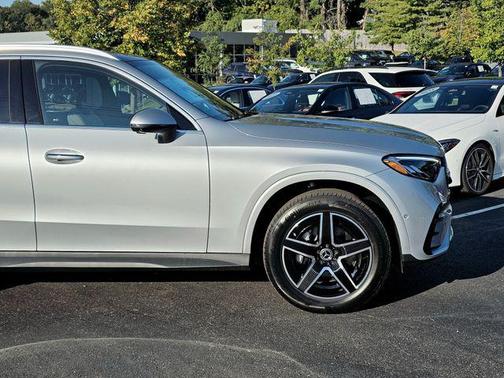 2026 Mercedes-Benz GLC 350e Base