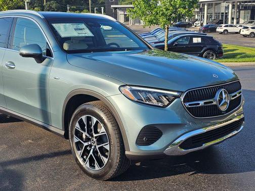 2025 Mercedes-Benz GLC 350e Base