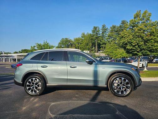 2025 Mercedes-Benz GLC 350e Base