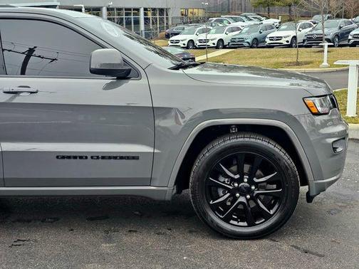 2020 Jeep Grand Cherokee Altitude