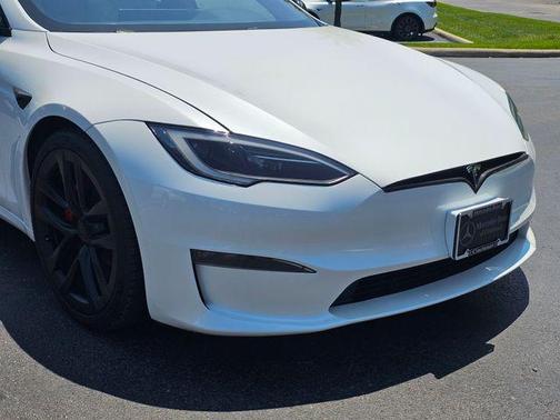 2023 Tesla Model S Plaid