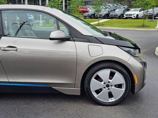 2014 BMW i3 Base w/Range Extender