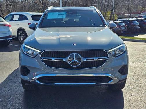 2025 Mercedes-Benz GLC 350e Base