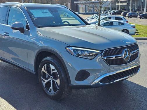 2025 Mercedes-Benz GLC 350e Base