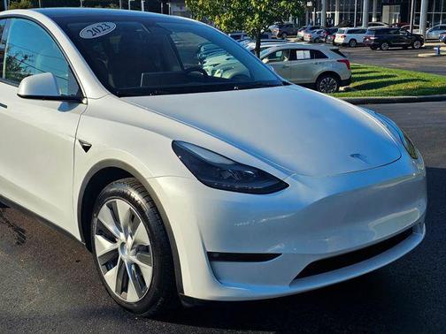 2023 Tesla Model Y Long Range Dual Motor All-Wheel Drive