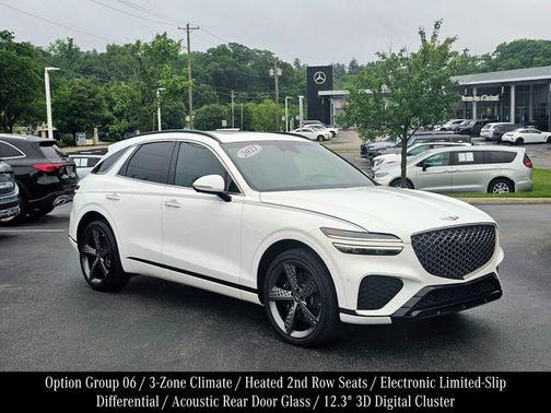 Alta White 2022 Genesis GV70 3.5T AWD Sport