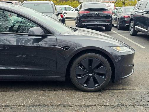 2025 Tesla Model 3 Long Range