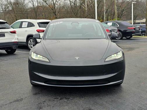 2025 Tesla Model 3 Long Range