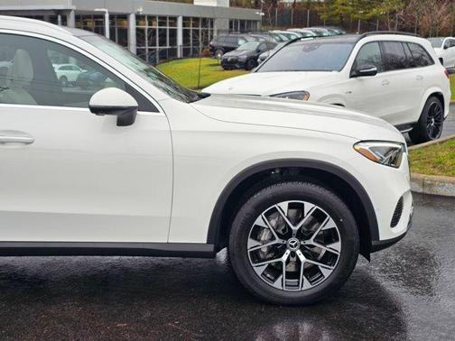 2025 Mercedes-Benz GLC 350e Base