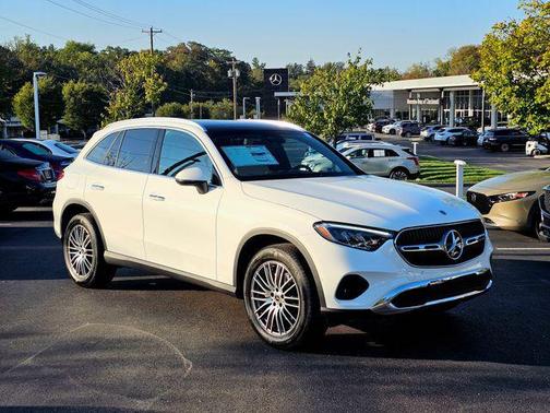 2026 Mercedes-Benz GLC 300 4MATIC