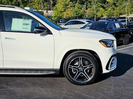 2026 Mercedes-Benz GLS 450 4MATIC