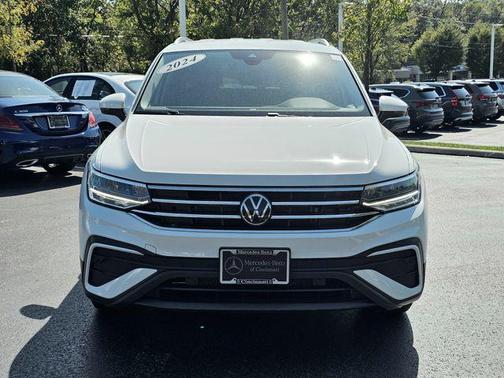 2024 Volkswagen Tiguan 2.0T SE