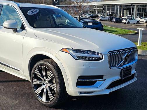 2023 Volvo XC90 B6 Ultimate 7-Seater