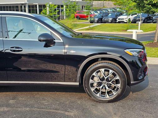2025 Mercedes-Benz GLC 350e Base