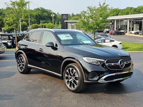 2025 Mercedes-Benz GLC 350e Base