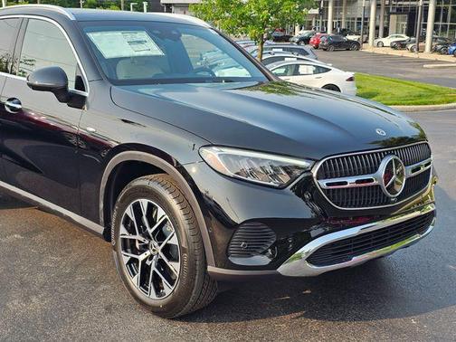 2025 Mercedes-Benz GLC 350e Base