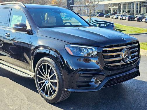 2026 Mercedes-Benz GLS 450 4MATIC