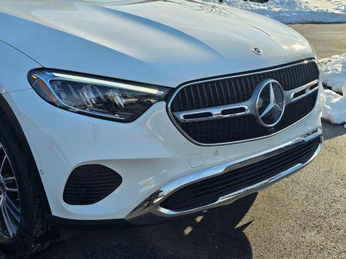 2026 Mercedes-Benz GLC 300 4MATIC