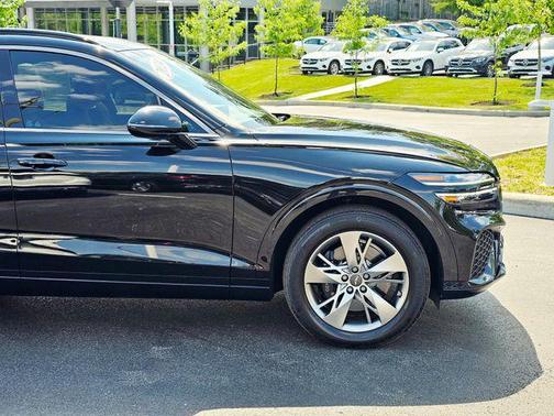 Vik Black 2024 Genesis GV70 3.5T AWD Sport
