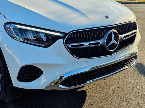 White 2026 Mercedes-Benz GLC 300 4MATIC