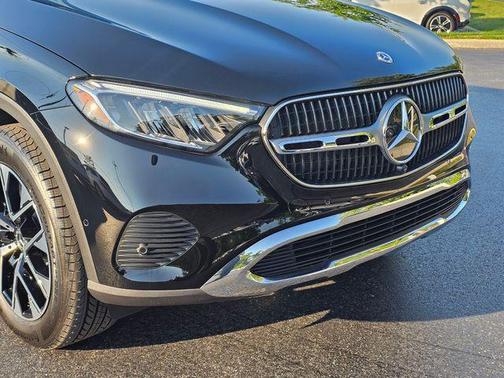 2025 Mercedes-Benz GLC 350e Base