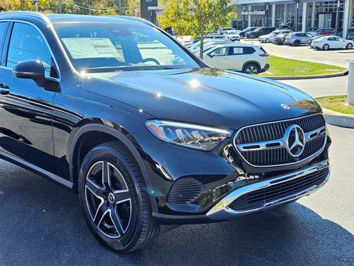 2026 Mercedes-Benz GLC 300 4MATIC