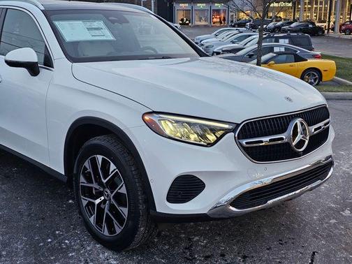 2025 Mercedes-Benz GLC 350e Base