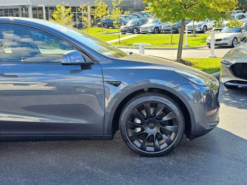 2021 Tesla Model Y Long Range Dual Motor All-Wheel Drive
