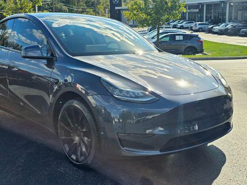 2021 Tesla Model Y Long Range Dual Motor All-Wheel Drive