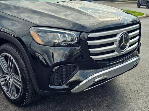 2026 Mercedes-Benz GLS 450 4MATIC