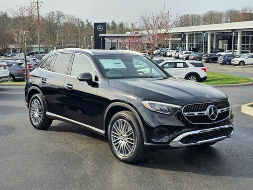 2026 Mercedes-Benz GLC 300 4MATIC