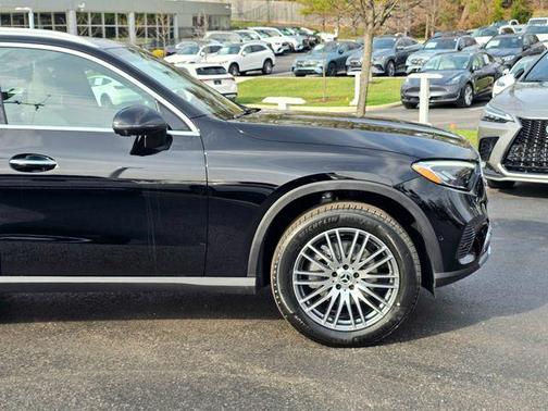 2026 Mercedes-Benz GLC 300 4MATIC