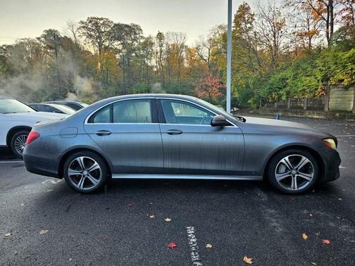 2017 Mercedes-Benz E-Class 4MATIC