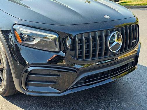 2025 Mercedes-Benz AMG GLB 35 4MATIC