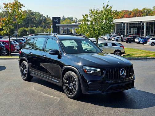 2025 Mercedes-Benz AMG GLB 35 4MATIC