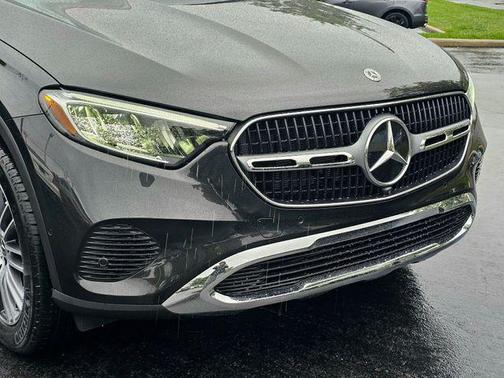 2026 Mercedes-Benz GLC 300 4MATIC
