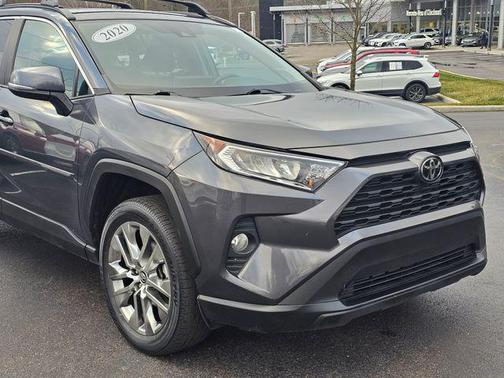 2020 Toyota RAV4 XLE Premium