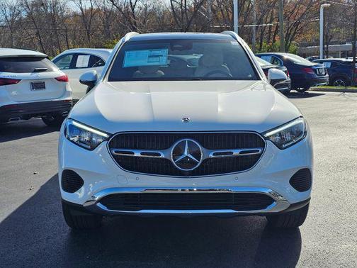 2026 Mercedes-Benz GLC 300 4MATIC