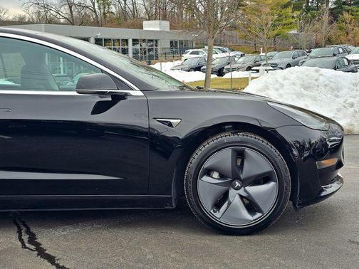 2018 Tesla Model 3 Mid Range