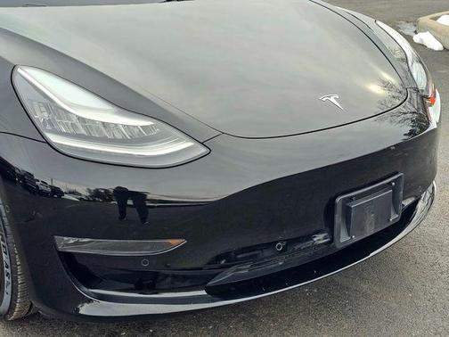 2018 Tesla Model 3 Mid Range