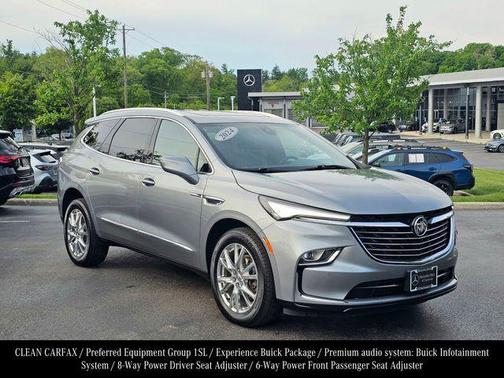 Moonstone Gray Metallic 2024 Buick Enclave Essence AWD
