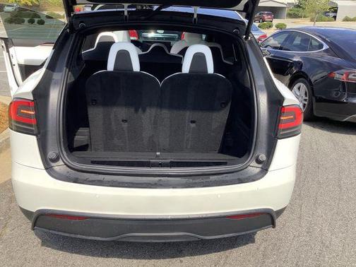 2022 Tesla Model X Dual Motor All-Wheel Drive