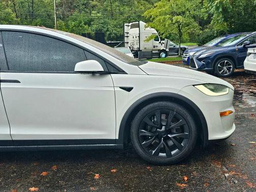2022 Tesla Model X Dual Motor All-Wheel Drive