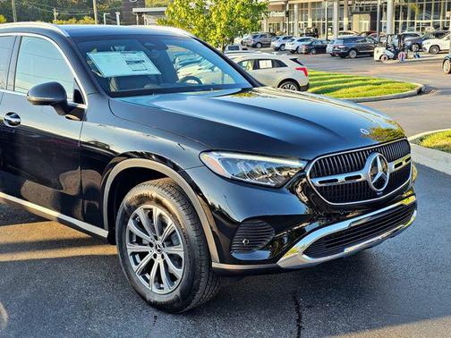 2026 Mercedes-Benz GLC 300 4MATIC