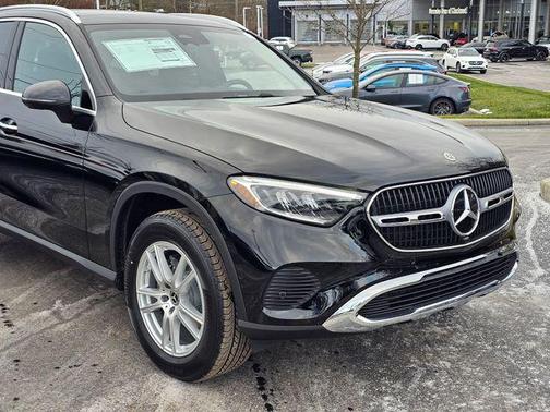 2026 Mercedes-Benz GLC 300 4MATIC