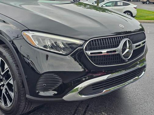 2025 Mercedes-Benz GLC 350e Base