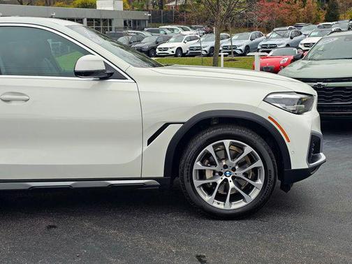 2023 BMW X6 xDrive40i