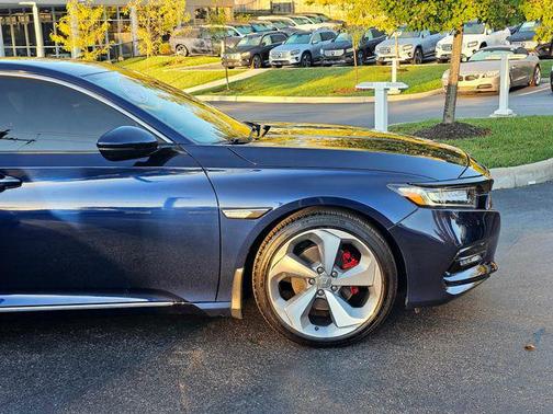 2020 Honda Accord Touring 2.0T