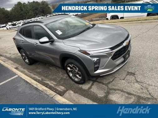 2025 Chevrolet Trax LT